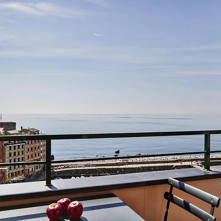 Attico Vista Mare Sul Porticciolo Di アパート *